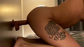 diamond briightt plays with dildo solo