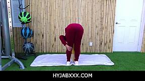 hyjabxxx arab teen wife kira perez cheats with personal trainer in hijab 😏