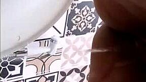 Latina pornstar Samuka Ventura orgasms in first fuck of 2021