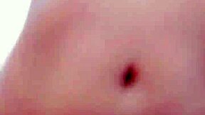 levanto a mi hermanastro con una rica mamada