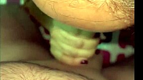 男友说服女友视频射嘴吞精