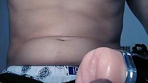 Handjob with vibrating toy on pussy 😍