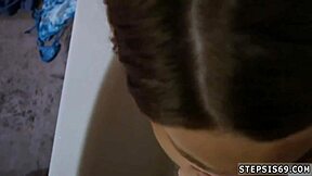 is this teen hunter fucking her step brother at the party?