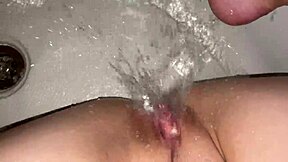 Masturbating my pussy in the bathroom with a jet of water, oh god