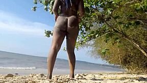 Teen TWERKS butt naked on the BEACH and STREET in PUBLIC.