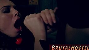 Aidra 被绑猛抠骚逼高潮