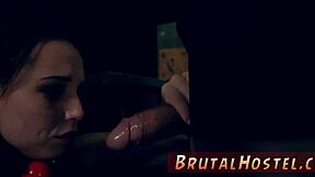 Aidra 被绑猛抠骚逼高潮