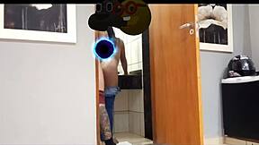 Only dad gets what his teen daughter really wants, right?