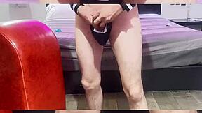 girlfriends sneak to motel for fucking