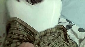 Helping my Argentinian student pass with steamy colegiala action 😏