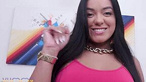 I, Monique Bastos, enjoy anal threesome with huge cocks