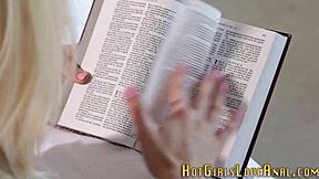 Anal milf fingering teen 18+s pussy