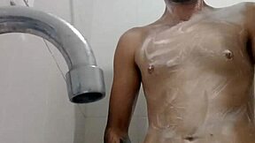 Rico enjoys a relaxing bath with big cocks