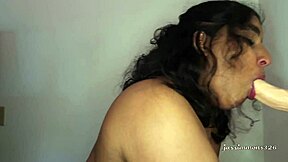 Messy Jasmine performs in full video with amateurs and hardcore scenes