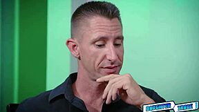 万圣节文身闺蜜紧逼被老公公群捅