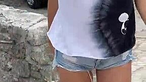 18+少女旅游热点公共野战差点被抓到！