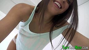 Teen Amateur Gets Creampied for First Time So Wild