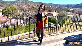 Young Coquine Reveals All Her Talent For Anal