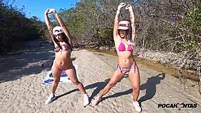 novinhas safadas transando na praia com pocahontas