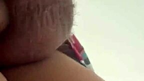 舌头深舔辫子女郎骚逼舔醒！🔥