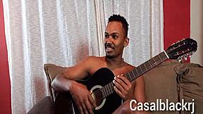 Husband grabs wife in the kitchen and pushes his cock in her pussy 😈