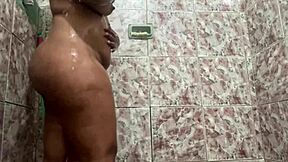 i'm dancing funk in the shower