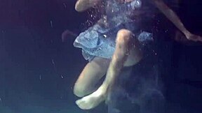 Big bouncy tits underwater in pool, damn I’m lovin’ it