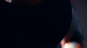 Sophia Locke fulfills Giovanni Francesco's desire with blowjob