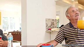 amateur party with licking and bisexual anal action