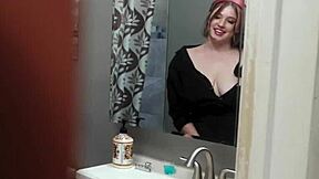 Riley Nixon And Scarlett Mae Make Out While Tyler Cruise Sneaks Peeks!