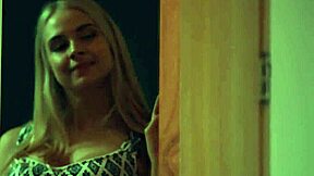 Busty milf gets facesitted by lesbian teen during tribbing