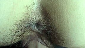 A real hippie shares her experiences with natural bush and squirting in a relaxed setting.