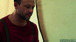 karla kush fingers this babe so good, it's amazing