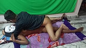 Sexy young desi wife in dirty hindi porn