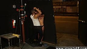 瘦小18+深喉娇小文身美女gina valentina😍