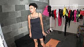 娇小18+ Larinha Ted豪宅摄影幕后骚