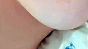 看我晃奶求加薪