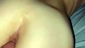 young girlfriend takes it from behind in amateur setting