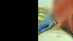 Enfermera No Se Aguanta Y Se Monta En La Verga De Su Paciente