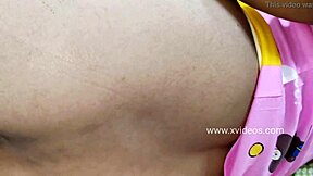 Girlfriend gets pussy fucked by boyfriend in hotel