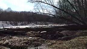 Amateur teen gives outdoor blowjob and swallows