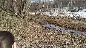 Amateur teen gives outdoor blowjob and swallows