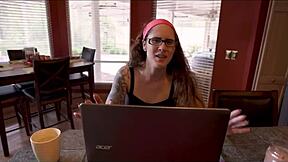 Girlfriend's hot older sister Akira Shell strips and gives handjob