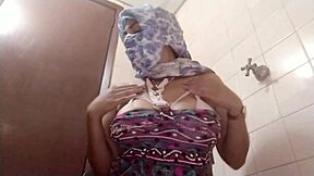 Real amateur hot mom arab in hijabi masturbates squirting creamy pussy to wet orgasm on webcam