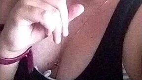 i luv this sexy blonde teen 18+ with big tit, but small tit too