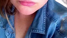 i luv this sexy blonde teen 18+ with big tit, but small tit too