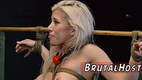 This teen's pussy sex close-up and ass strip features big-breasted blonde Cristi