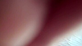 热辣18+小女友无套内射灌满