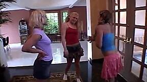 Lesbian trio gets licked out! Summer, Lil Lexy, and Topanga in action!