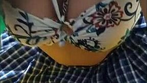 latina en cuatro patas presume su vagina rota luego de follarla un moreno grueso